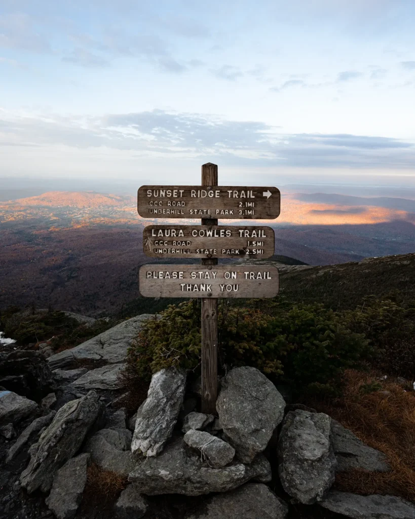 Trail signs_Mount Mansfield side trails_Oct2024_Leo He