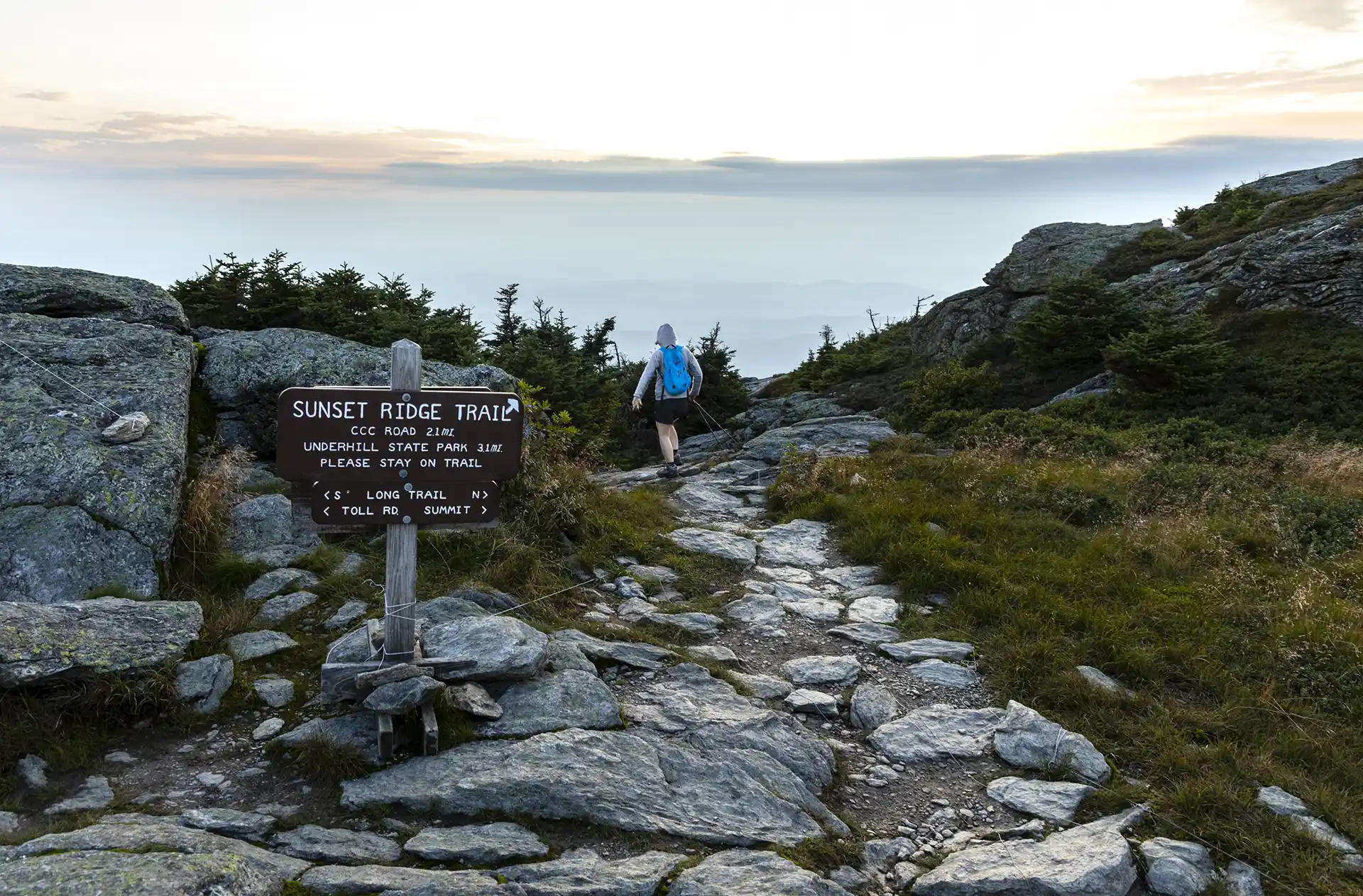 Sunset Ridge to Mansfield Summit (the Chin)