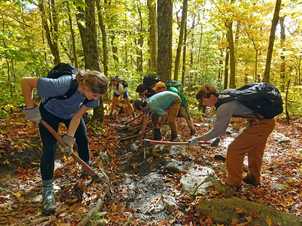 Volunteers on the Long Trail_Sheri Larsen