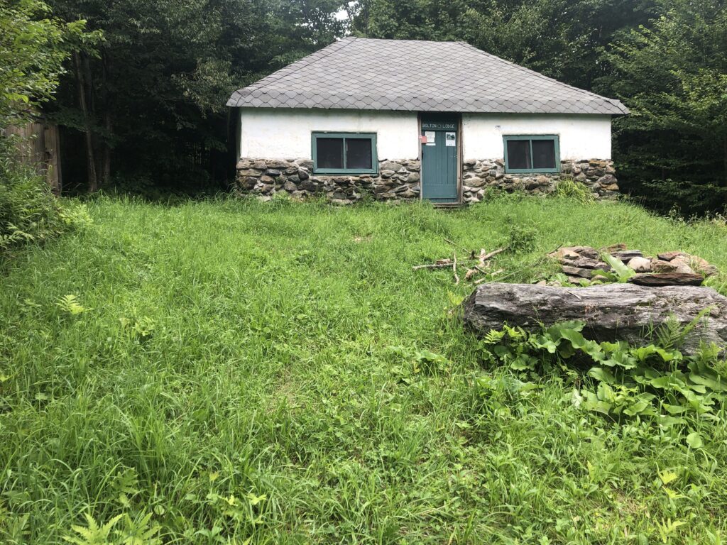 Cabins_Bolton Lodge_2018_Mollie Flanigan