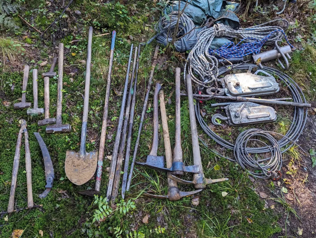 Trail tools_09-21-2023_Matt Vezina