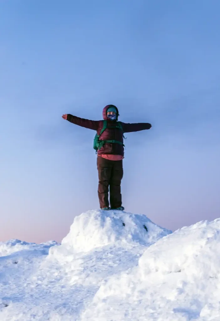 Winter Hiking What to Wear Lily LaRegina